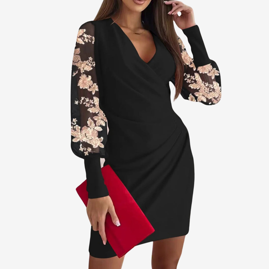Zara | Robe En Dentelle Croisée À Col V