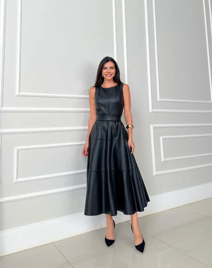 Tanya – Robe Midi en Similicuir Élégante