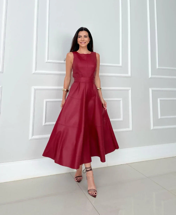 Tanya – Robe Midi en Similicuir Élégante