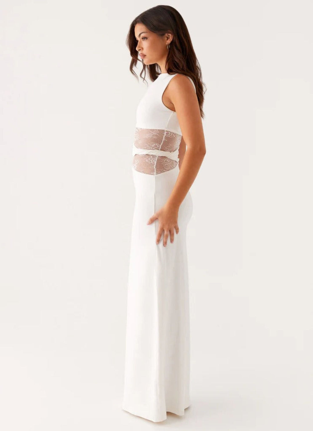 Larra – Robe Maxi Épousant la Silhouette avec Découpes et Lacer