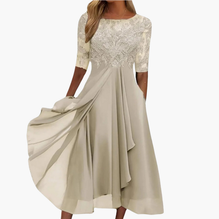Kayla | Robe Brodée en Dentelle