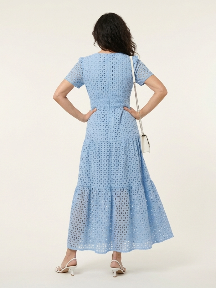 Belle - Robe Midi à Manches Courtes et Col V