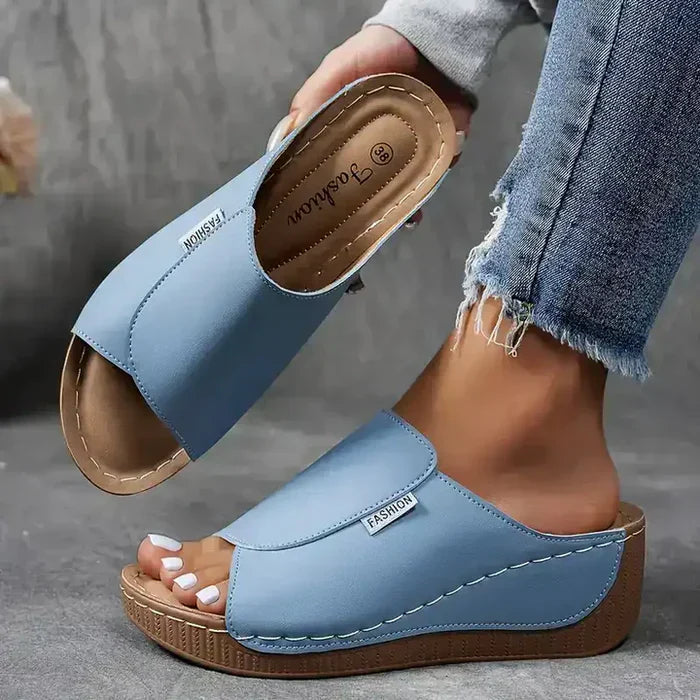 Steff – Sandales Ergonomiques et Antidérapantes pour Soulager la Douleur
