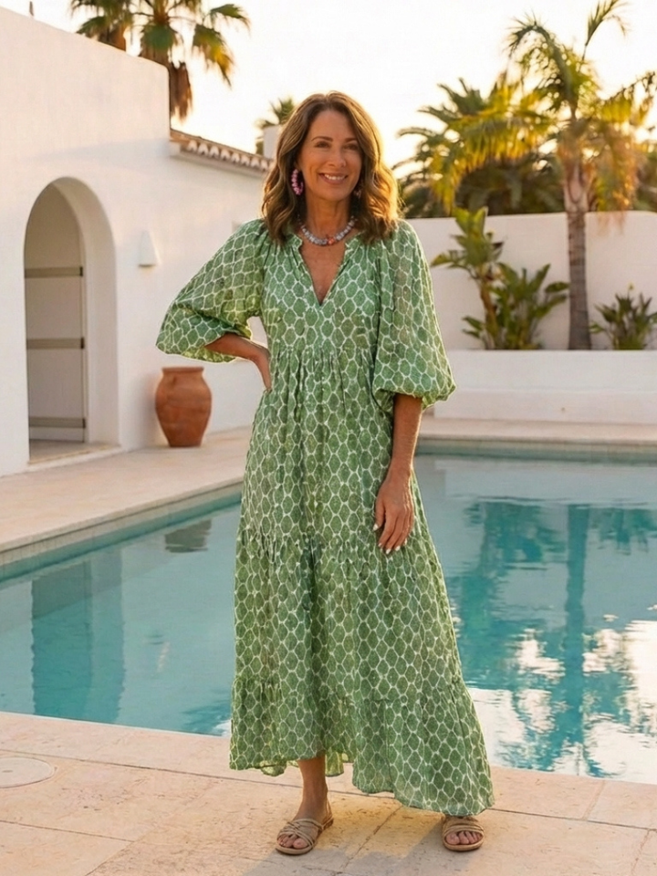 Pauline - Robe Midi à Manches Trois Quarts et Col V