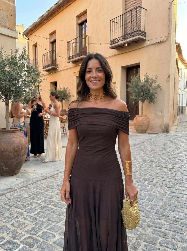 Mia - Robe Maxi Élégante à Épaules Dégagées
