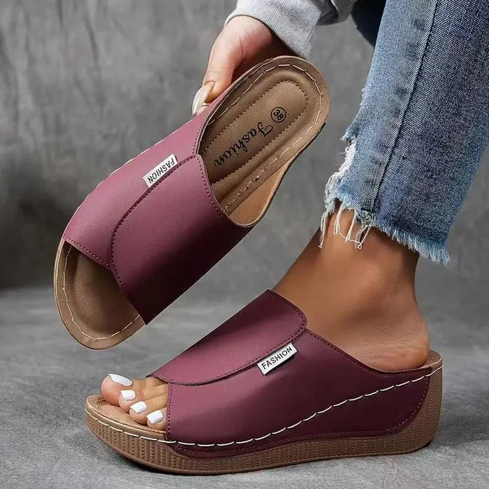 Steff – Sandales Ergonomiques et Antidérapantes pour Soulager la Douleur