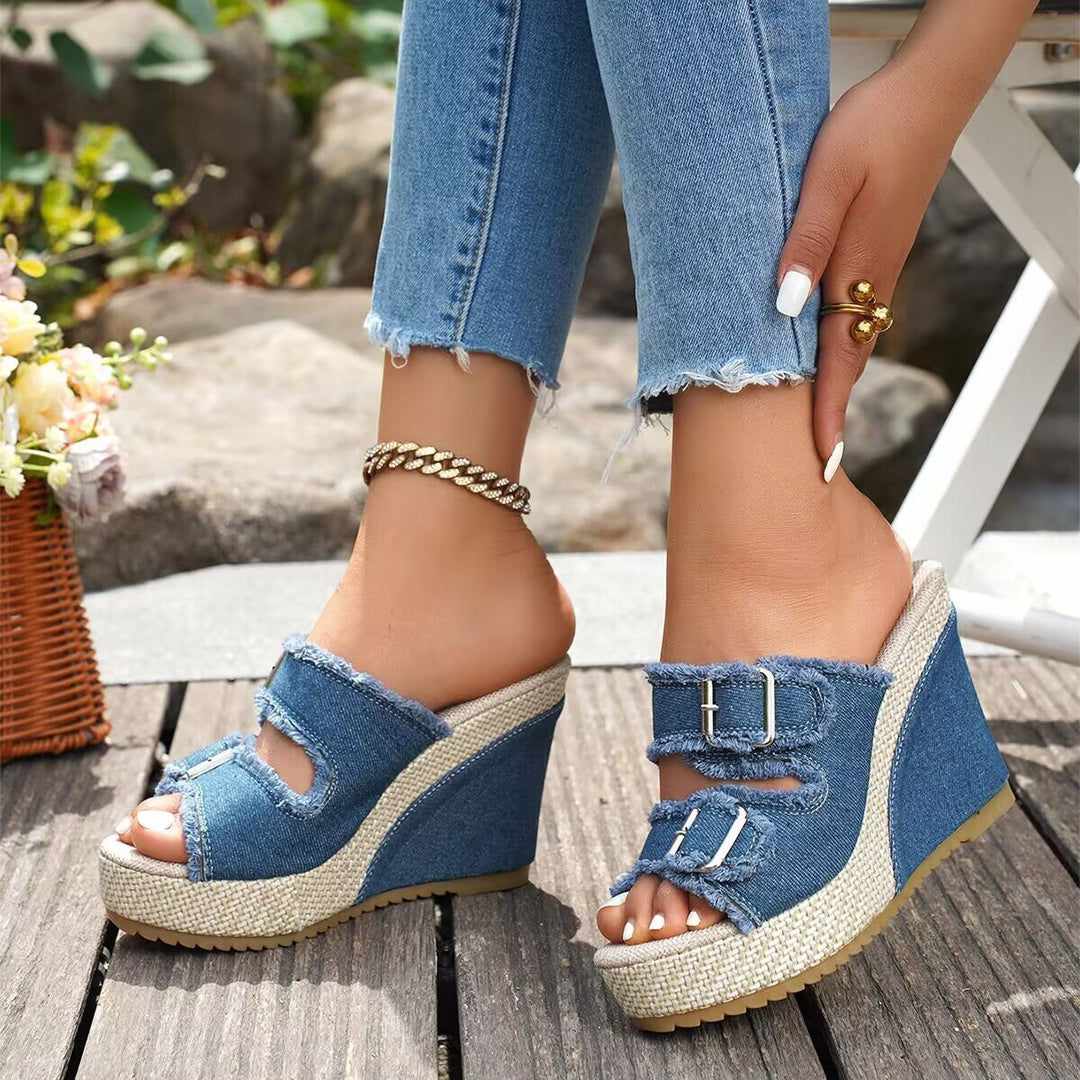 Zoya - Sandales à Talon Wedge avec Bord Effiloché et Confort Moderne