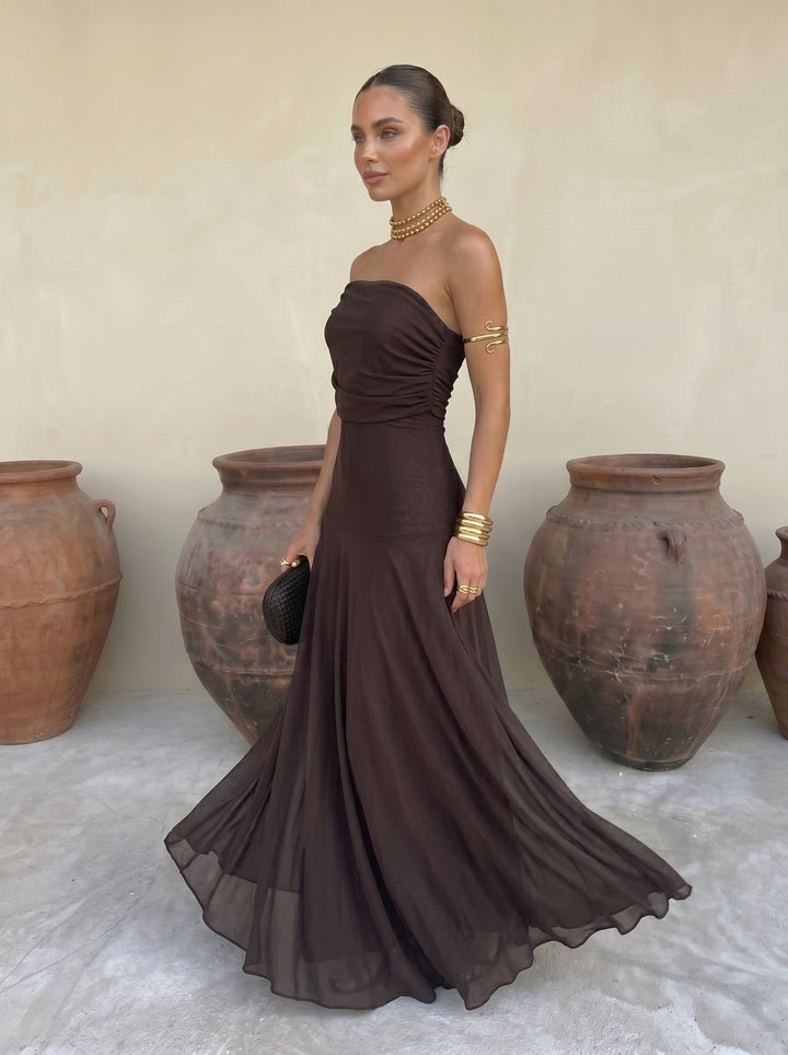 Arabella – Robe Midi Élégante Épousant les Formes