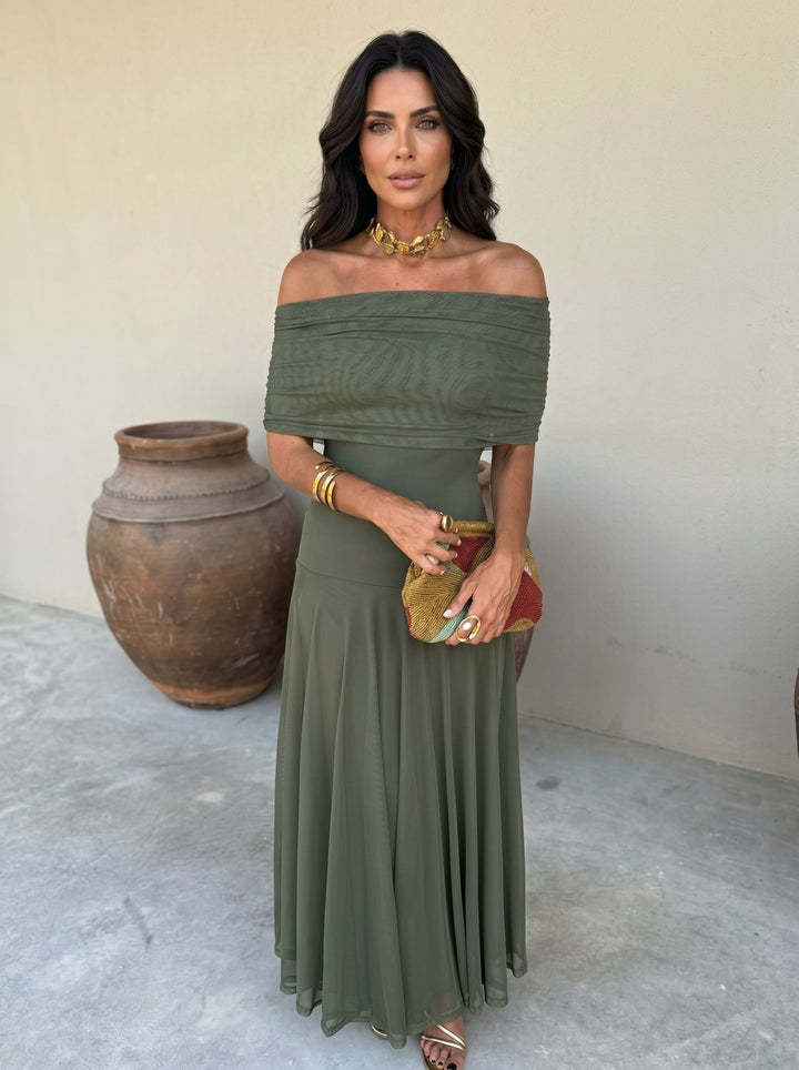 Arabella – Robe Midi Élégante Épousant les Formes