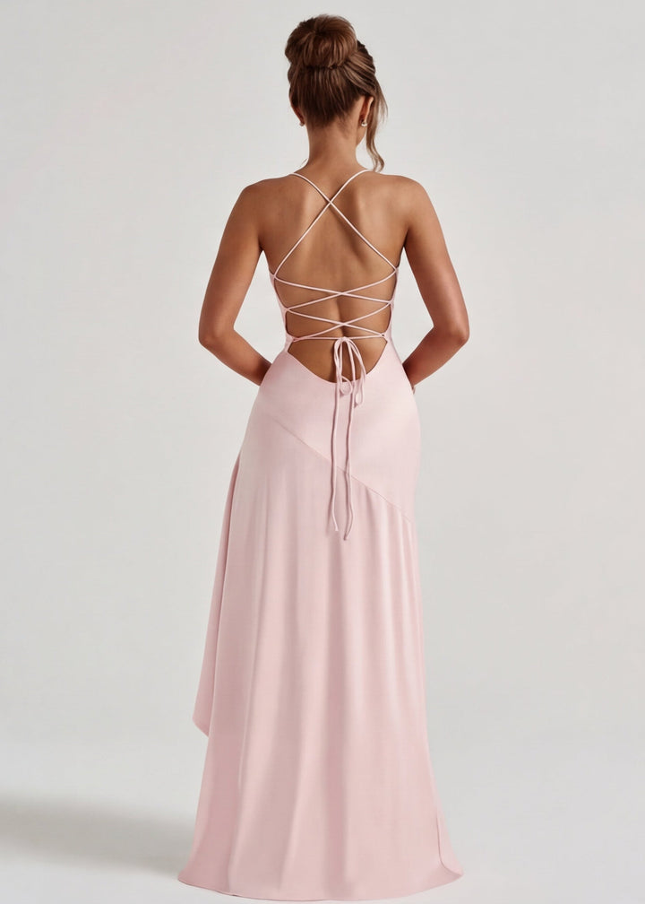 Kitty - Robe de Soirée Satinée Sculptante avec Fente Haute