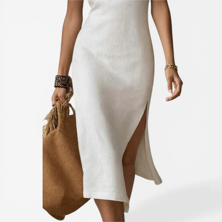 Marilou – Robe Midi Évasée à Côtes Élégante Sans Manches