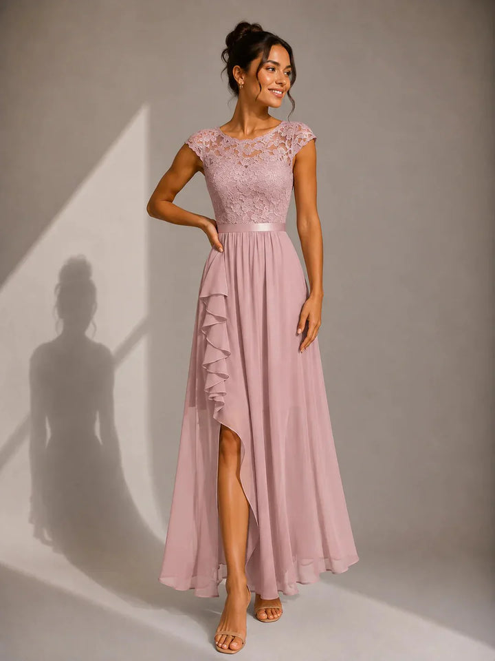 Shanina - Robe Élégante en Dentelle Fendue